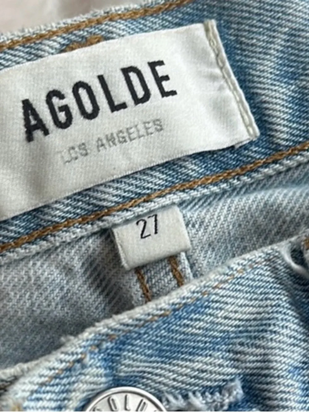 01. Agolde Parker long Denim Shorts in comeback